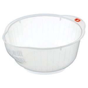 Inomata Plastic Japanese Rice Washing Bowl with Strainer, 2 quart